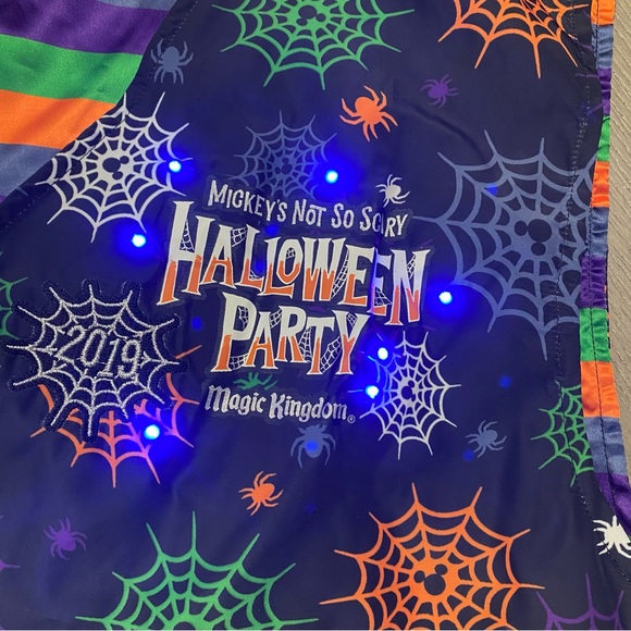 Disney Mickey’s Not So Scary Halloween Party 2019 Magic Kingdom Light Up L Vest - Picture 14 of 16